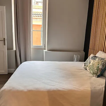 Cosy Centre Apartment